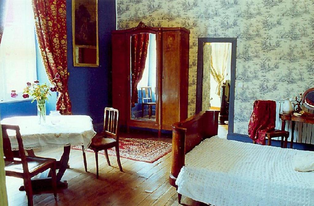 Chambres d'Hôtes du Chateau de Saint Sulpice La Sauvetat-sur-Lède Quarto foto